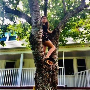 Meet your Posher, Mia